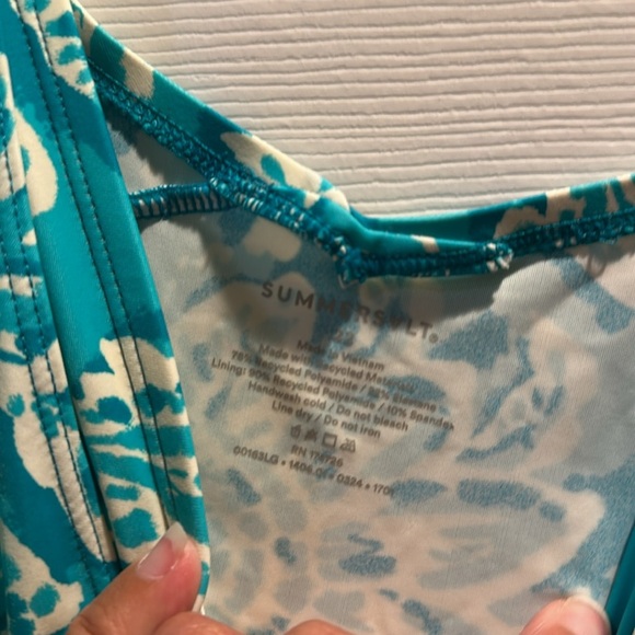 L.L. Bean x Summersalt The Perfect Wrap One Piece Swimsuit 22 Plus Batik - Picture 4 of 11